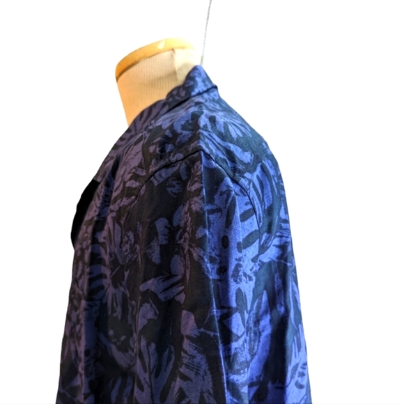 NWOT...Unison Short Sleeve Patch Pocket Shirt with Camp Collar....Size XL - Picture 5 of 7